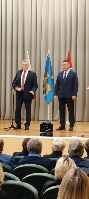 ja2_yzFi7pCxUMPc2PP-u38V-mQ2l9qsCPvrSISaWQmZwQH2ev2lS1q1UrdJbvBBIzt-PG5QJ63mIiretMR_t2jE