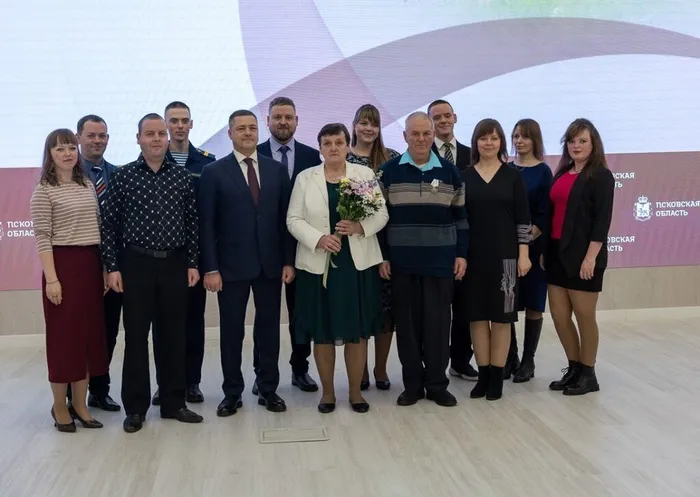 7qhnPe99znq8AEc0XV20gfiOeKilBqrfUuaecC617TYWYum4cAX1fSsTwCyoAZflqzrxlV9BfIEXIqynUxzTzdA6